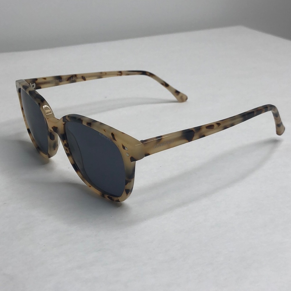 NEW KOMONO Renee Ivory Demi sunglasses (NWT) Cream Brown Tortoise - Picture 8 of 11